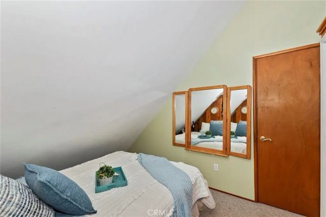 1069 Nesthorn Drive, Crestline, CA 92325
