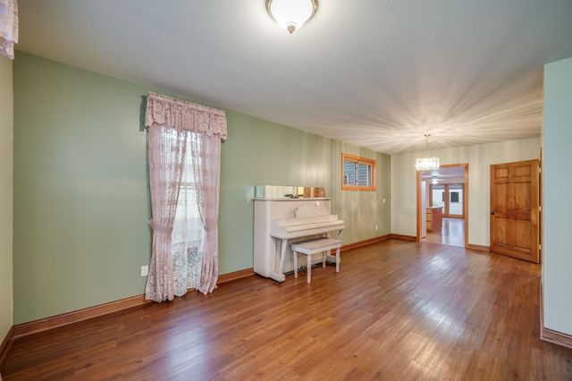 616 Range Street, North Mankato, MN 56003