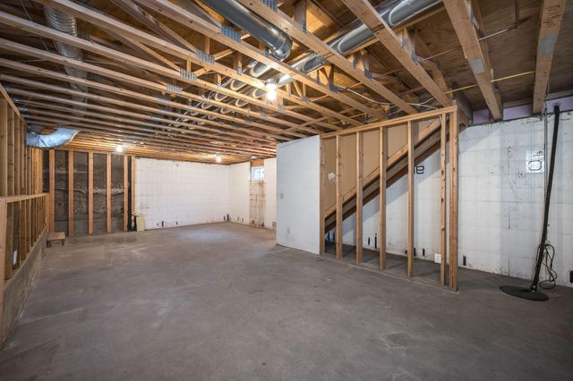 616 Range Street, North Mankato, MN 56003