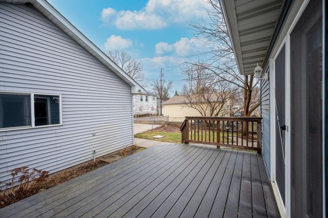 616 Range Street, North Mankato, MN 56003