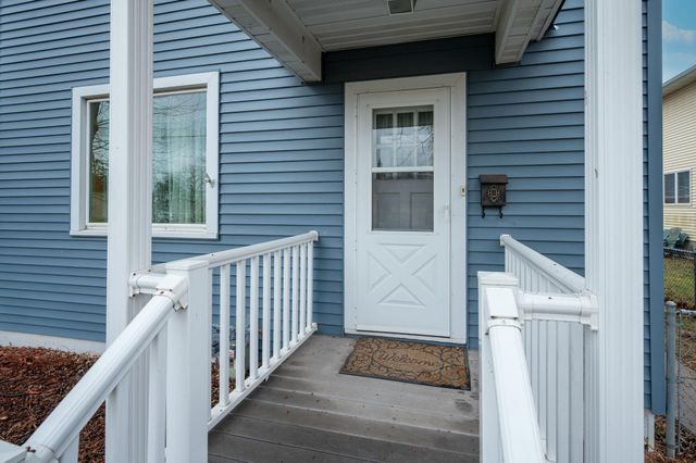 616 Range Street, North Mankato, MN 56003