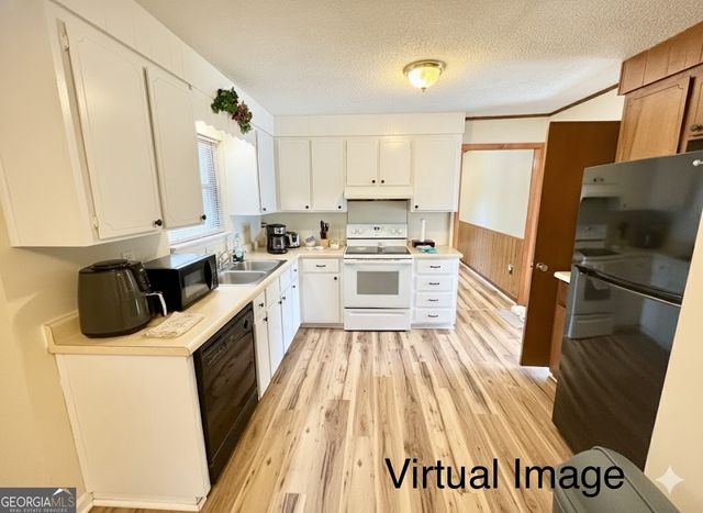 112 Haag Drive, Warner Robins, GA 31093