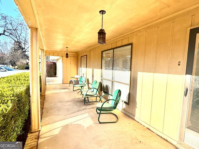 112 Haag Drive, Warner Robins, GA 31093