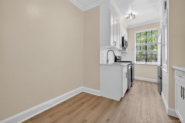 2 Westchester Avenue 3Q, White Plains, NY 10601