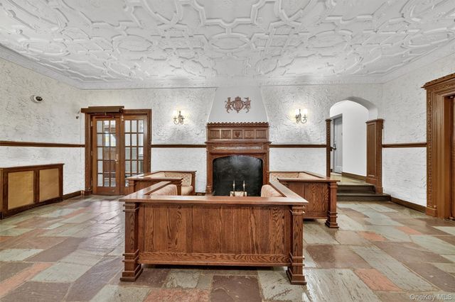 2 Westchester Avenue 3Q, White Plains, NY 10601