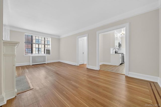 2 Westchester Avenue 3Q, White Plains, NY 10601