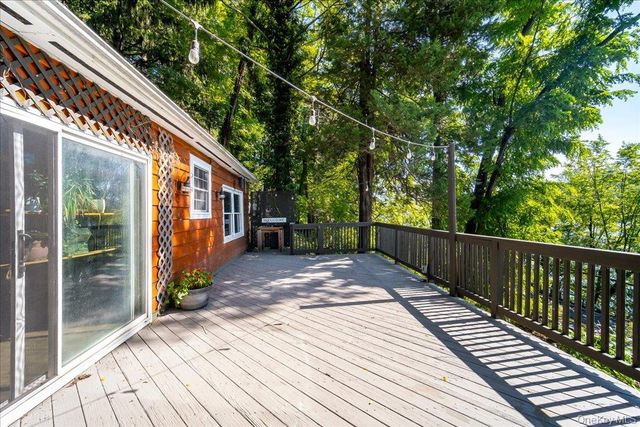 570 Lakes Road, Monroe, NY 10950