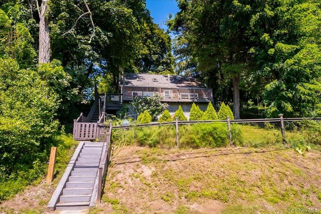 570 Lakes Road, Monroe, NY 10950