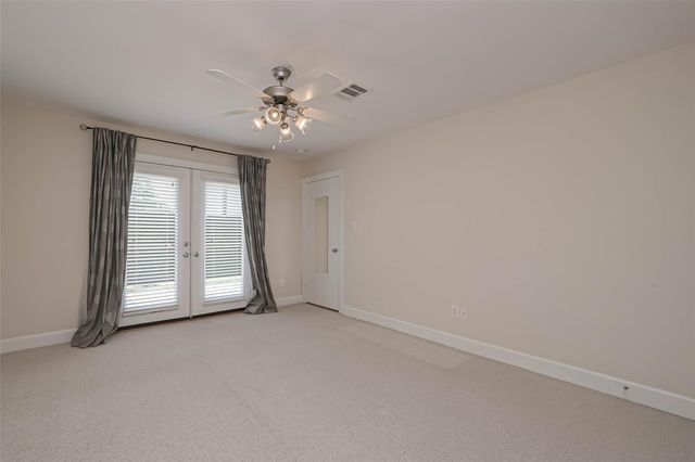 650 Westcross Street 85, Houston, TX 77018