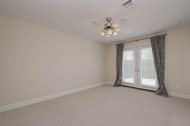 650 Westcross Street 85, Houston, TX 77018
