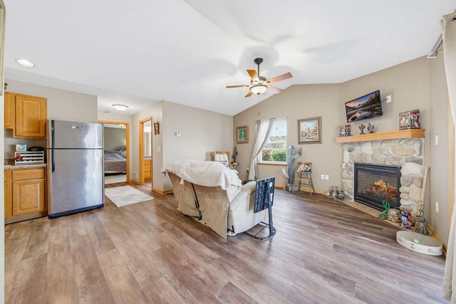 5730 Eagle Point DRIVE, Racine, WI 53406