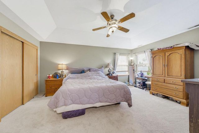 5730 Eagle Point DRIVE, Racine, WI 53406