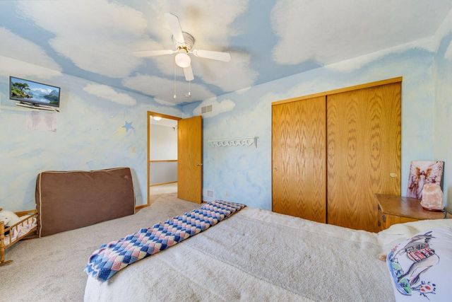 5730 Eagle Point DRIVE, Racine, WI 53406