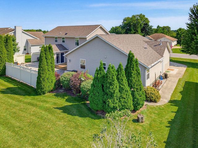 5730 Eagle Point DRIVE, Racine, WI 53406