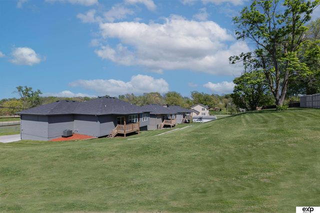 513 13th Avenue, Plattsmouth, NE 68048