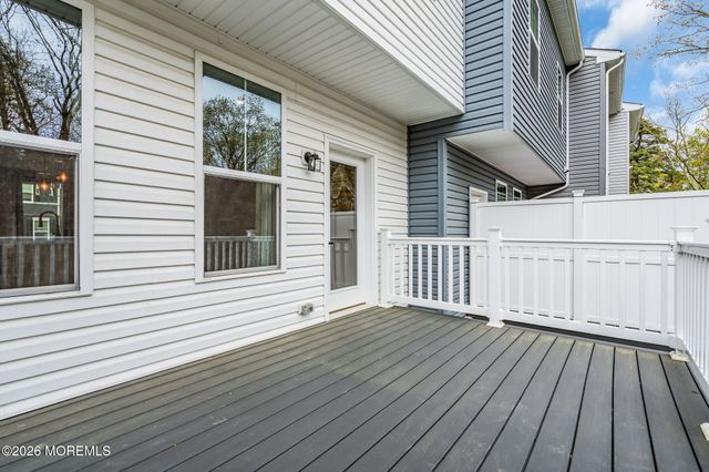 19 Halifax Road, Bayville, NJ 08721