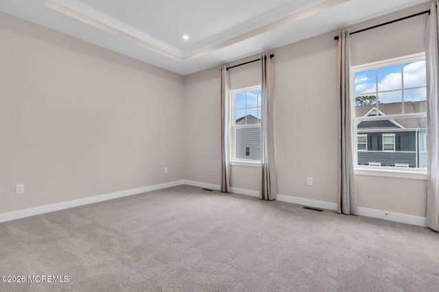 19 Halifax Road, Bayville, NJ 08721