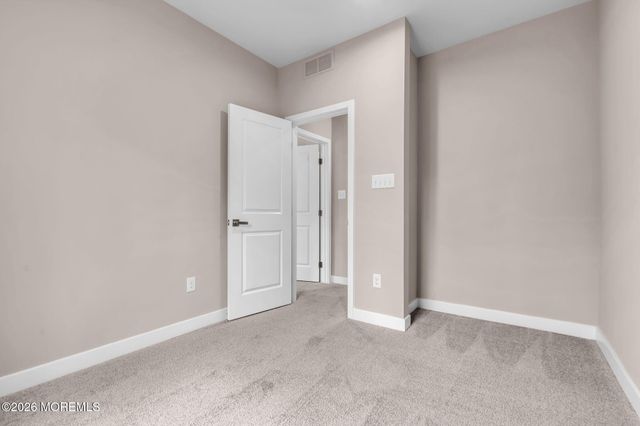19 Halifax Road, Bayville, NJ 08721