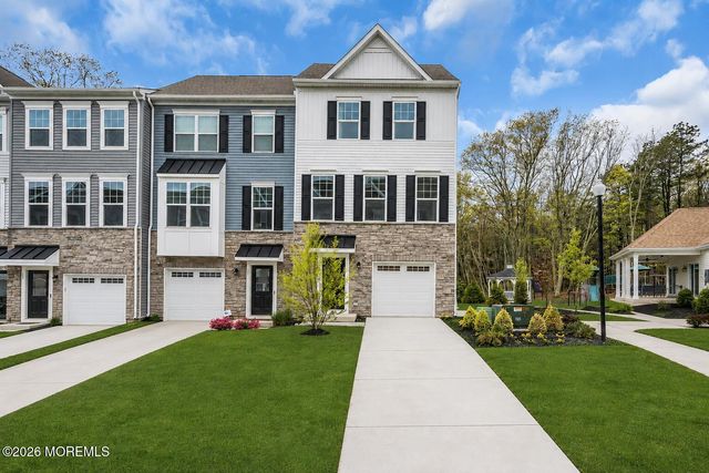 19 Halifax Road, Bayville, NJ 08721