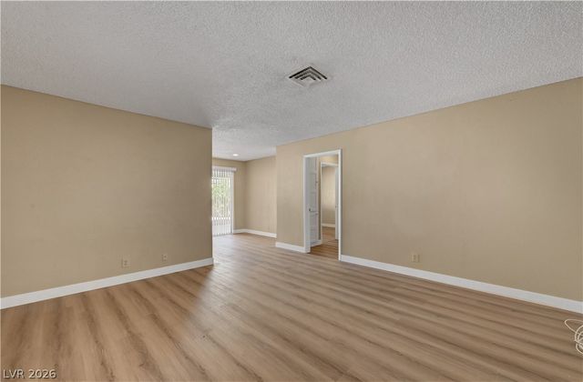7016 Sylvan Oak Drive, Las Vegas, NV 89147