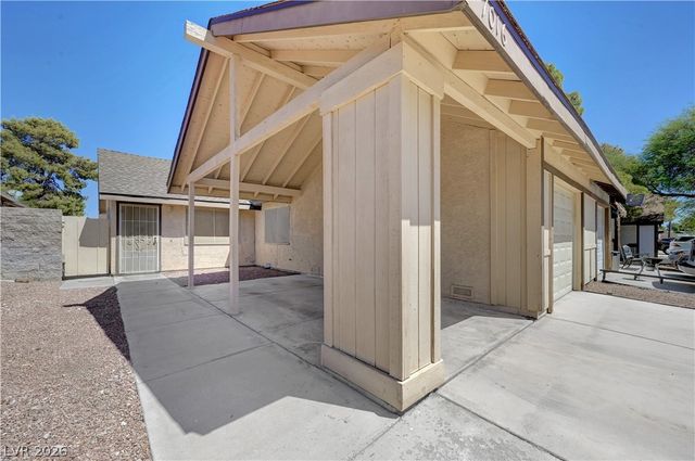 7016 Sylvan Oak Drive, Las Vegas, NV 89147