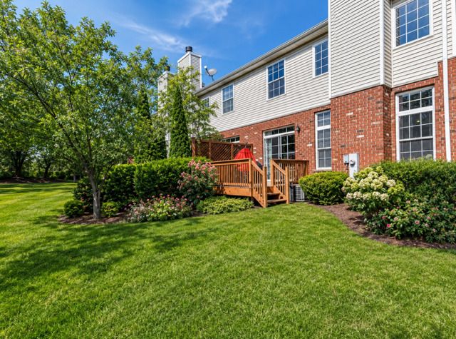 541 GOODWIN Drive, Bolingbrook, IL 60440