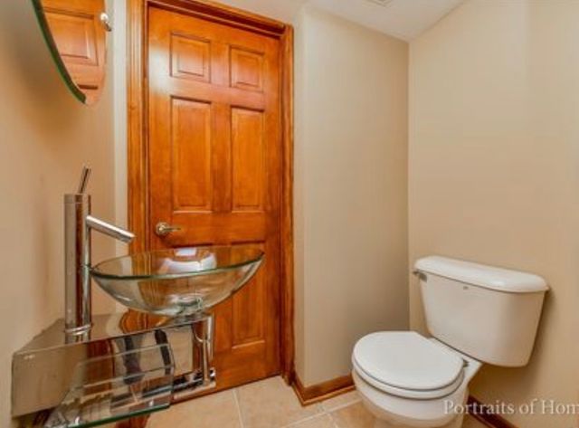541 GOODWIN Drive, Bolingbrook, IL 60440