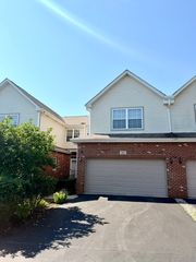 541 GOODWIN Drive, Bolingbrook, IL 60440