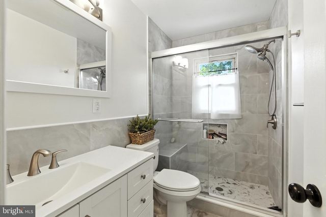 2116 COLUMBIA AVE, Landover, MD 20785