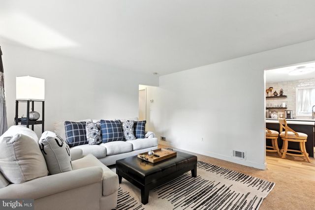 2116 COLUMBIA AVE, Landover, MD 20785