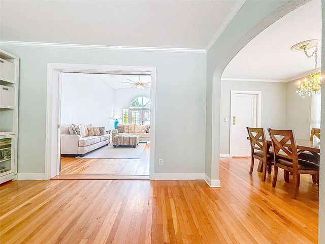 182 29TH AVENUE N, St Petersburg, FL 33704