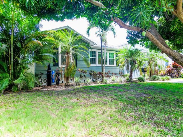 182 29TH AVENUE N, St Petersburg, FL 33704