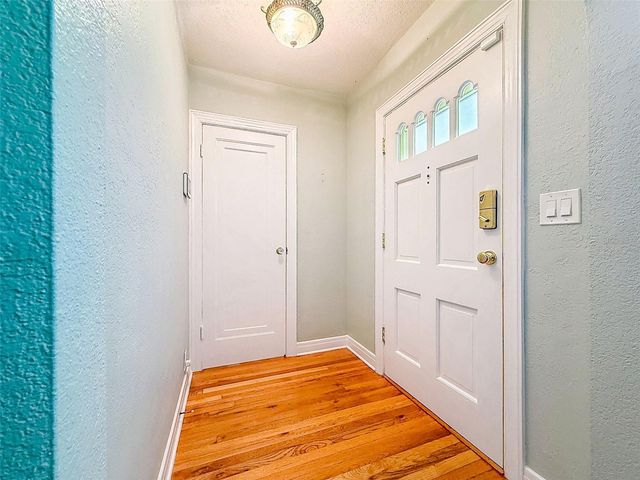 182 29TH AVENUE N, St Petersburg, FL 33704