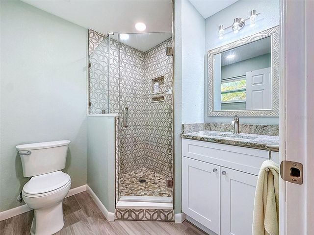 182 29TH AVENUE N, St Petersburg, FL 33704