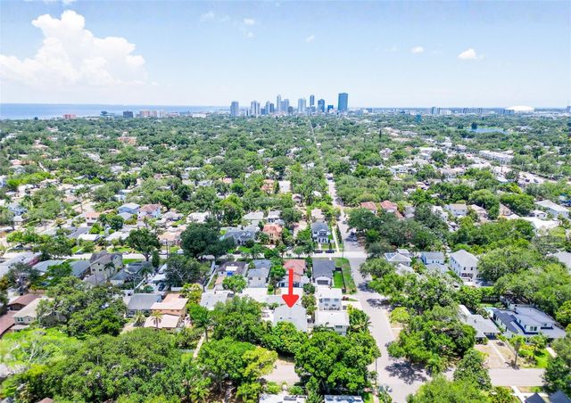 182 29TH AVENUE N, St Petersburg, FL 33704