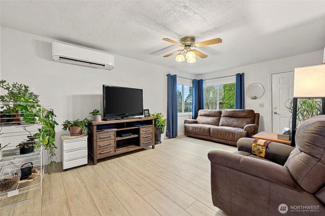 9715 Thurston Lane, Sedro Woolley, WA 98284