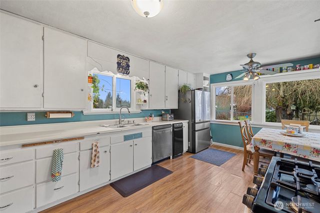 9715 Thurston Lane, Sedro Woolley, WA 98284