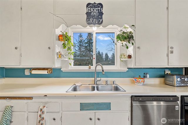 9715 Thurston Lane, Sedro Woolley, WA 98284