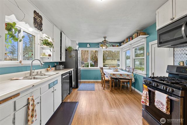 9715 Thurston Lane, Sedro Woolley, WA 98284