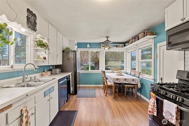 9715 Thurston Lane, Sedro Woolley, WA 98284