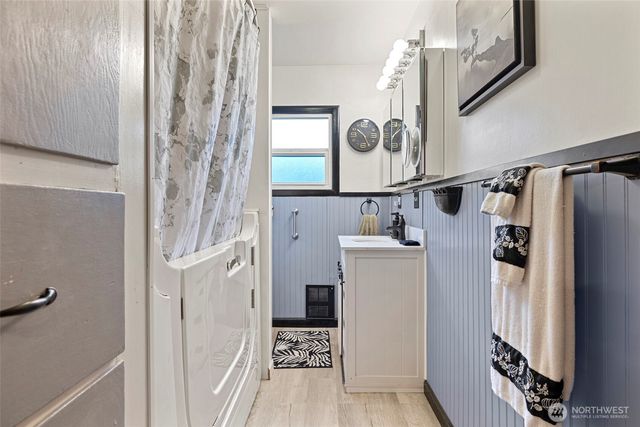 9715 Thurston Lane, Sedro Woolley, WA 98284