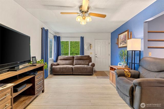 9715 Thurston Lane, Sedro Woolley, WA 98284