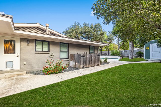 118 Laramie, San Antonio, TX 78209