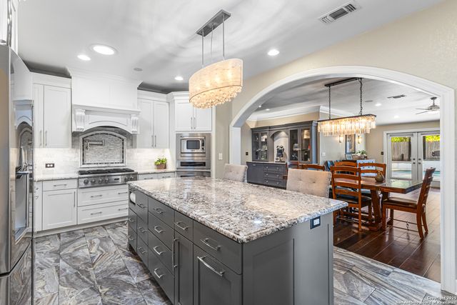 118 Laramie, San Antonio, TX 78209