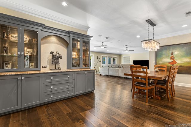 118 Laramie, San Antonio, TX 78209