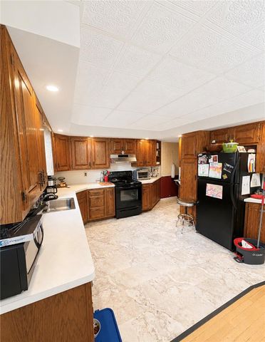 113 West Bertsch Street, Lansford, PA 18232