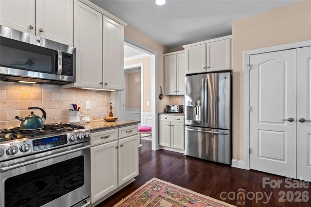 18318 Glenealy Drive, Cornelius, NC 28031