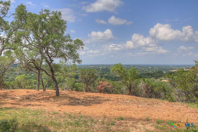 338 Sheridan Drive, Canyon Lake, TX 78133
