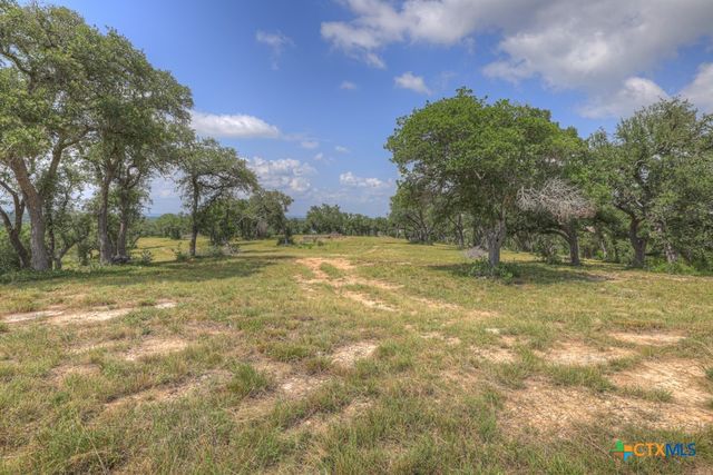 338 Sheridan Drive, Canyon Lake, TX 78133