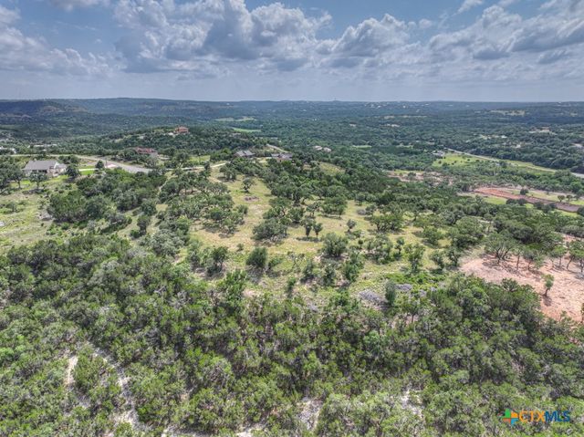 338 Sheridan Drive, Canyon Lake, TX 78133
